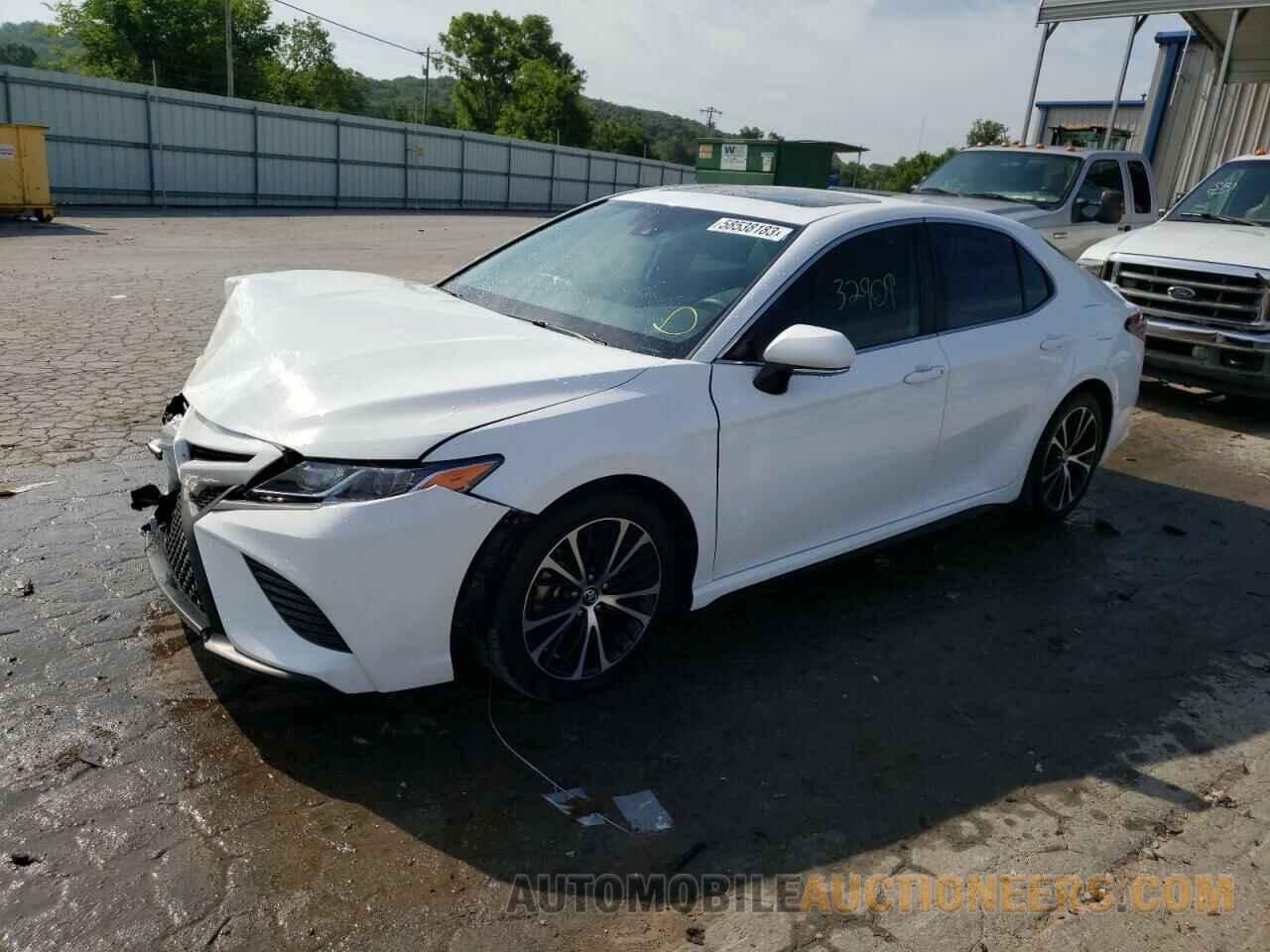 4T1B11HK8KU273275 TOYOTA CAMRY 2019