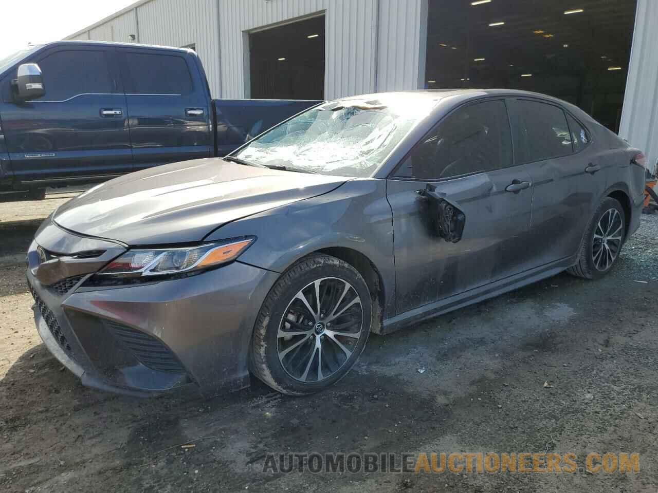 4T1B11HK8KU275155 TOYOTA CAMRY 2019