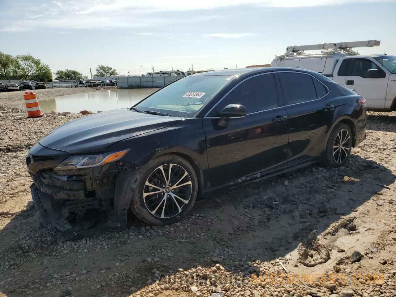 4T1B11HK8KU282672 TOYOTA CAMRY 2019