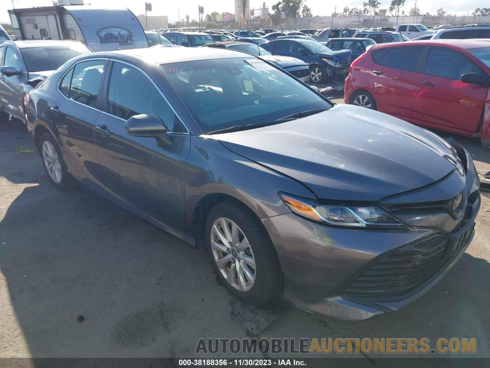 4T1B11HK8KU286110 TOYOTA CAMRY 2019