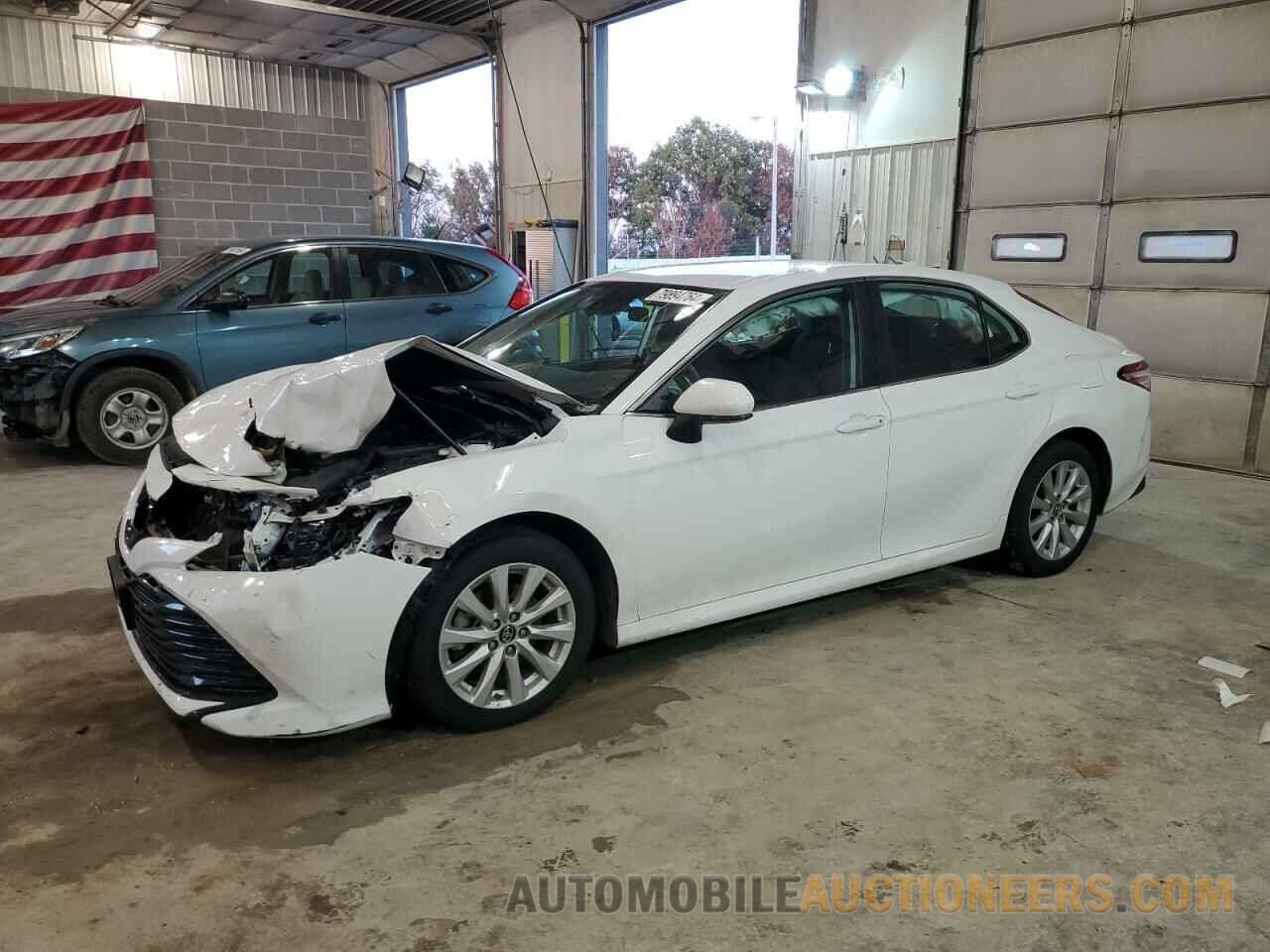 4T1B11HK8KU290884 TOYOTA CAMRY 2019