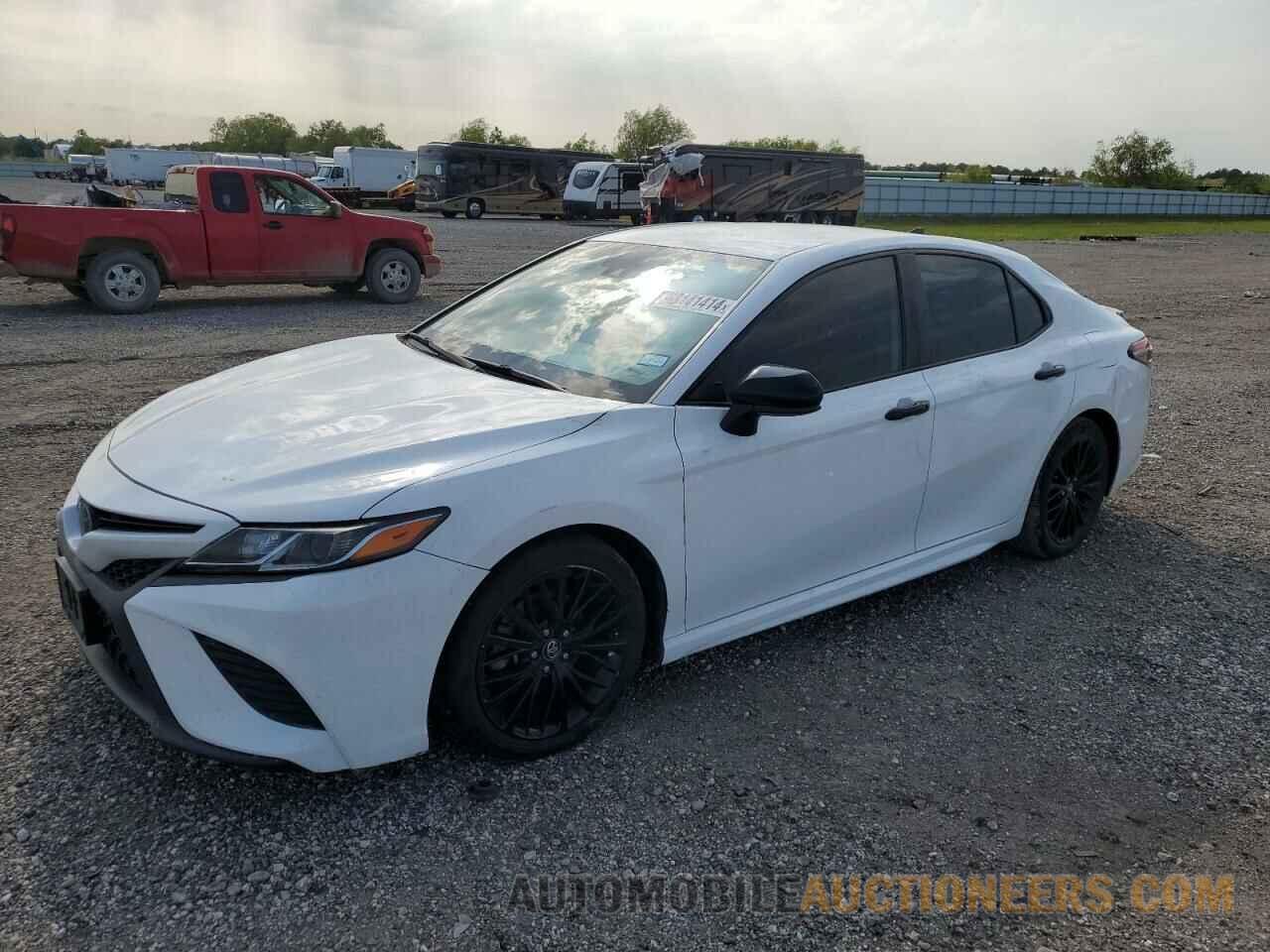 4T1B11HK8KU297107 TOYOTA CAMRY 2019