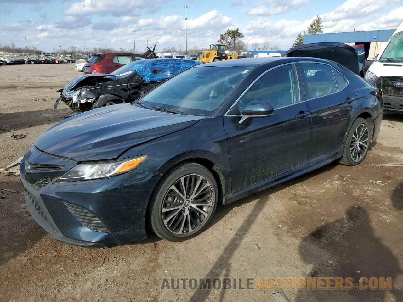 4T1B11HK8KU298595 TOYOTA CAMRY 2019