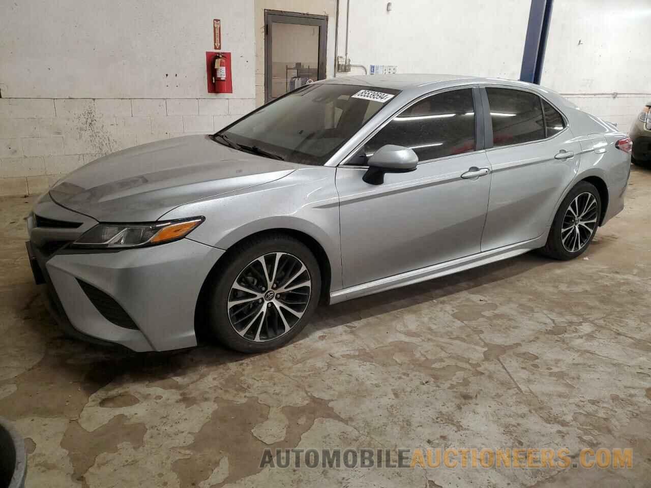 4T1B11HK8KU299679 TOYOTA CAMRY 2019