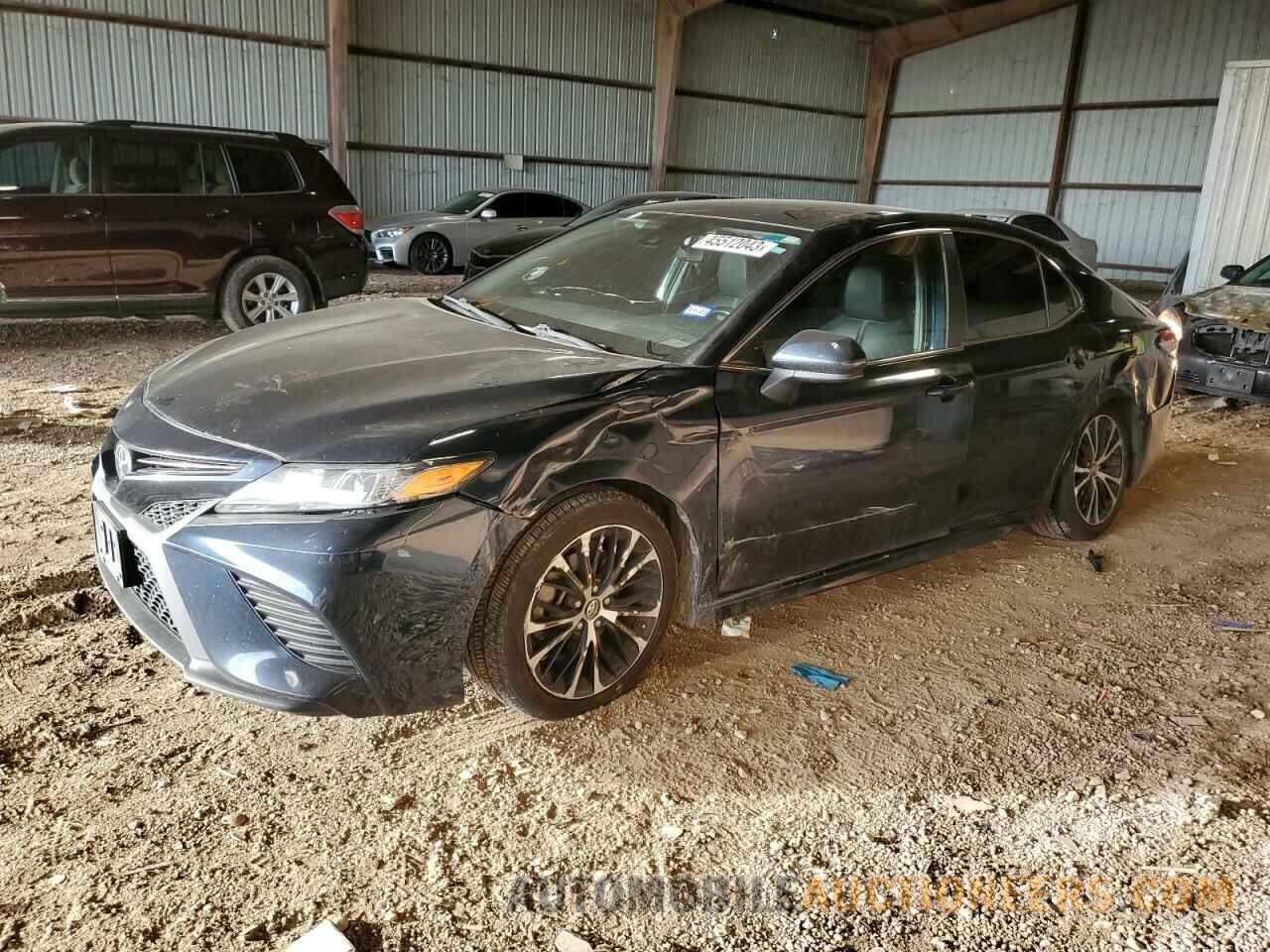 4T1B11HK8KU684532 TOYOTA CAMRY 2019