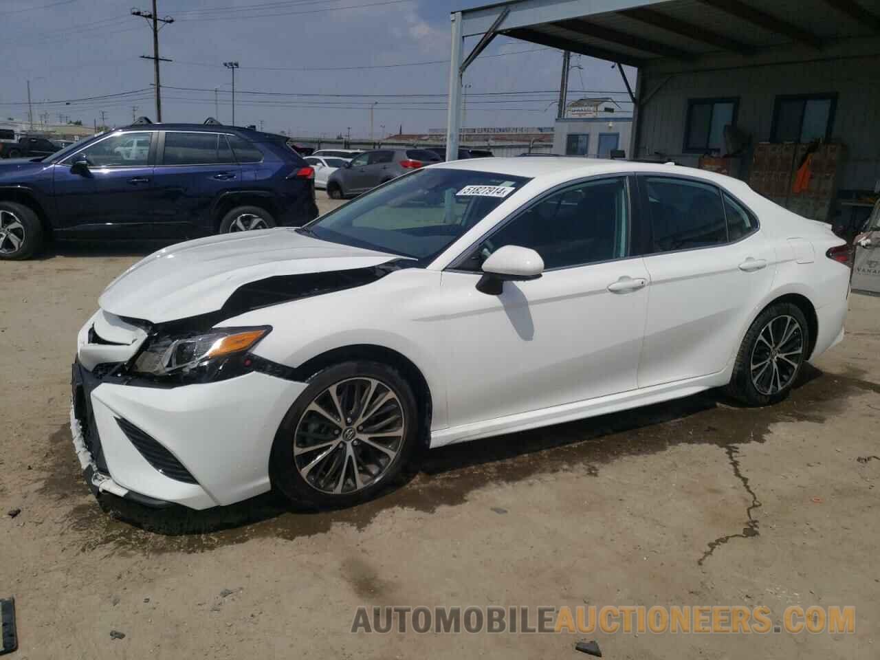 4T1B11HK8KU687768 TOYOTA CAMRY 2019