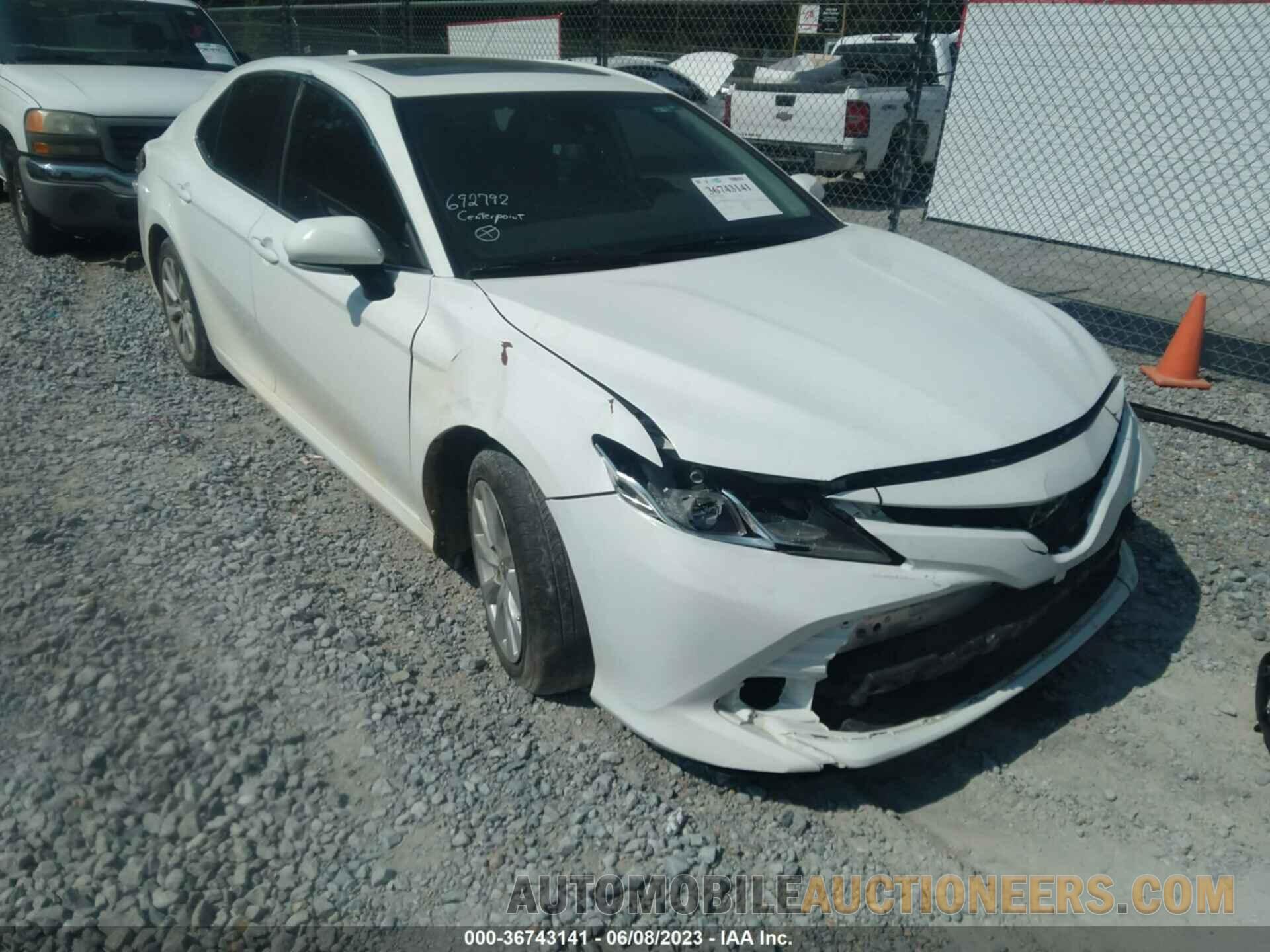 4T1B11HK8KU692792 TOYOTA CAMRY 2019