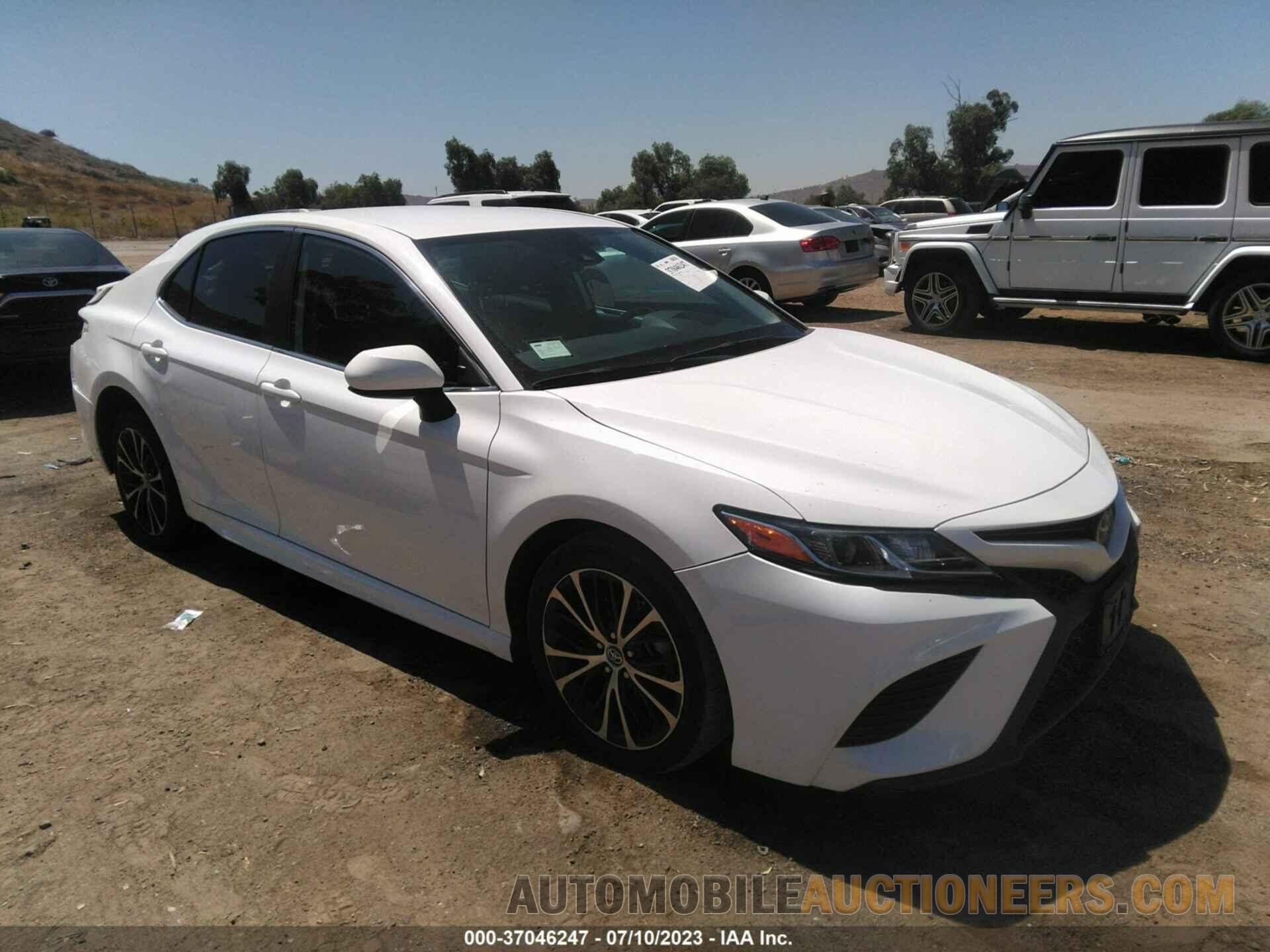 4T1B11HK8KU693120 TOYOTA CAMRY 2019