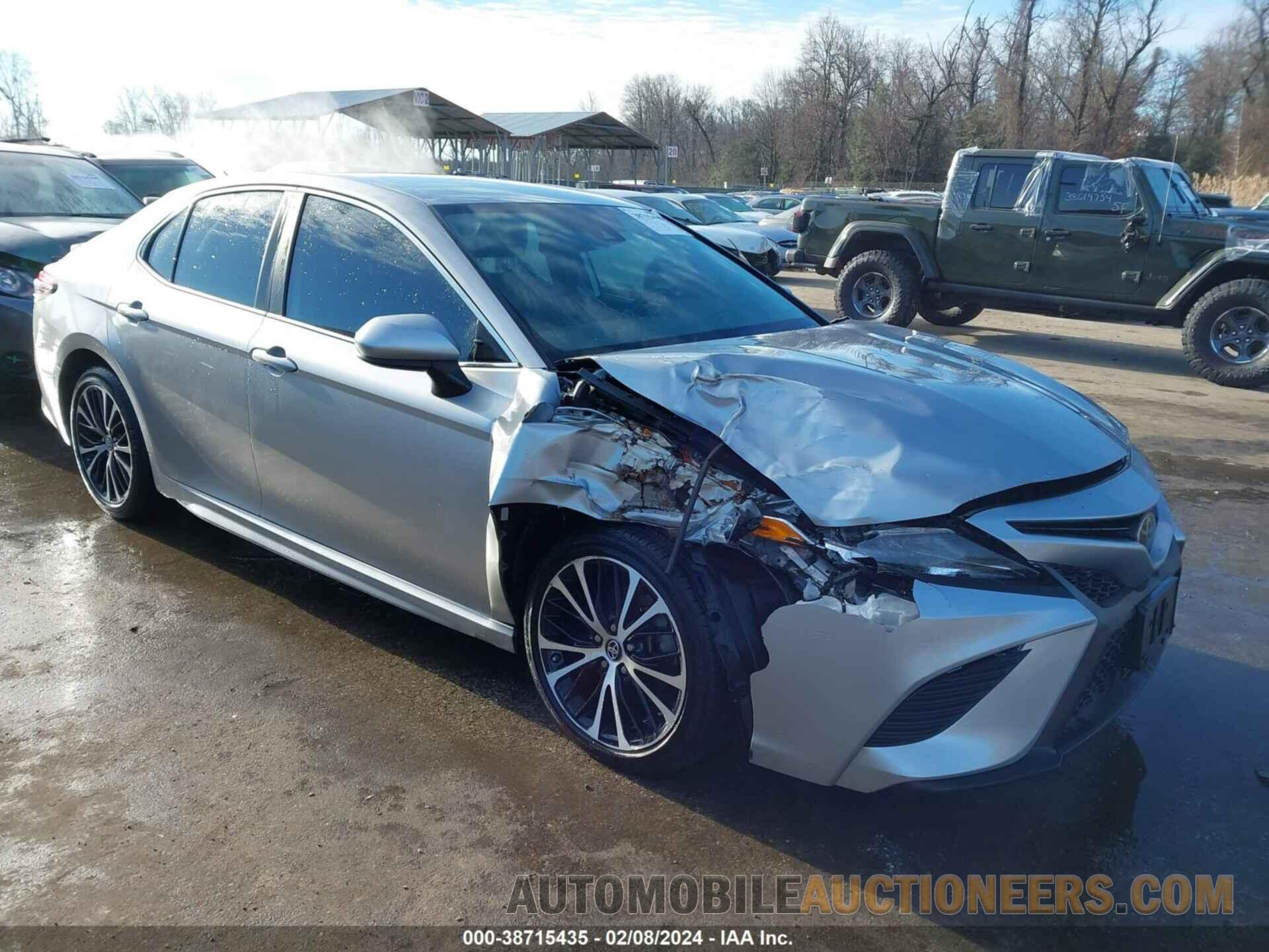 4T1B11HK8KU697913 TOYOTA CAMRY 2019