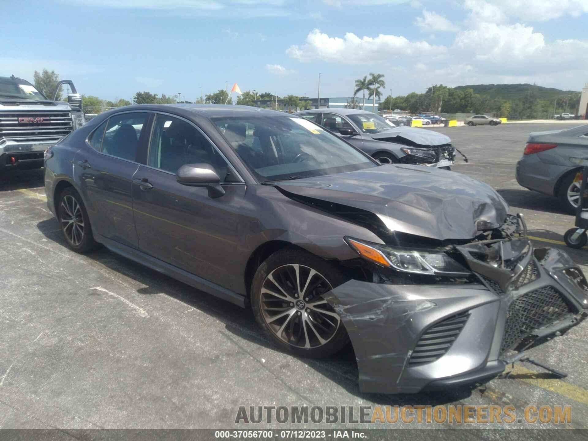 4T1B11HK8KU704715 TOYOTA CAMRY 2019