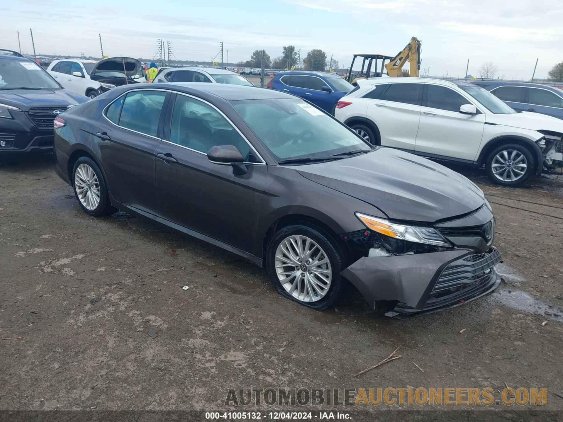 4T1B11HK8KU706156 TOYOTA CAMRY 2019