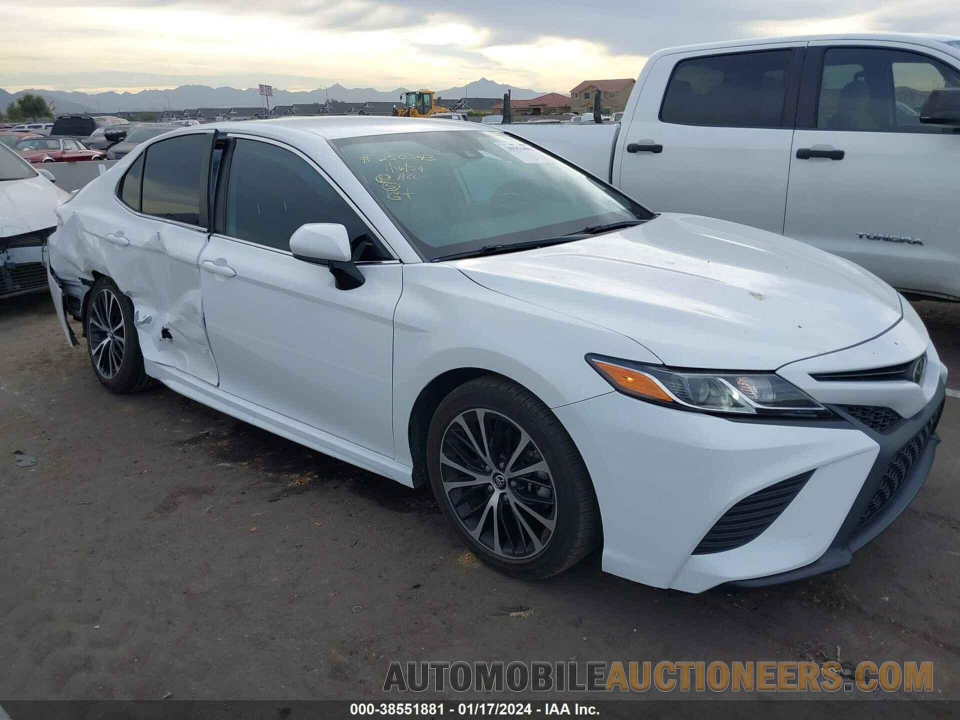 4T1B11HK8KU708151 TOYOTA CAMRY 2019