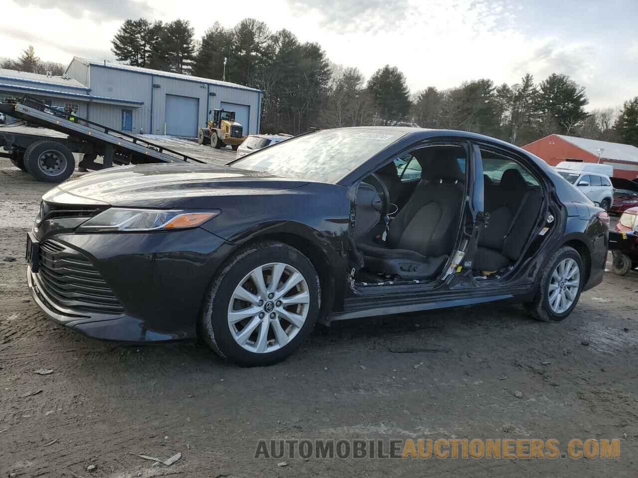 4T1B11HK8KU710062 TOYOTA CAMRY 2019