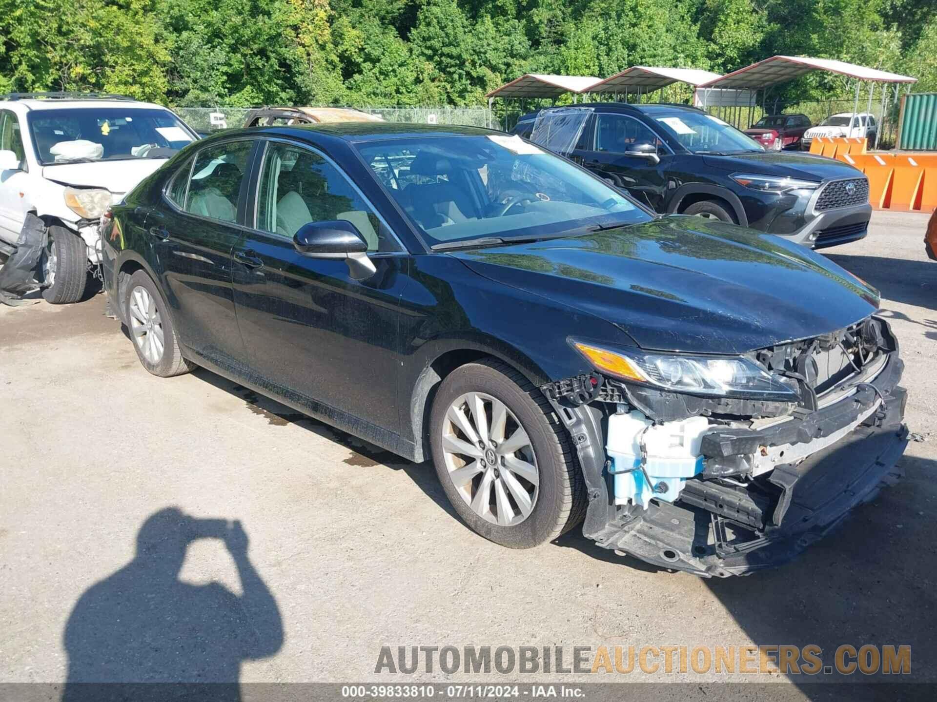 4T1B11HK8KU711521 TOYOTA CAMRY 2019