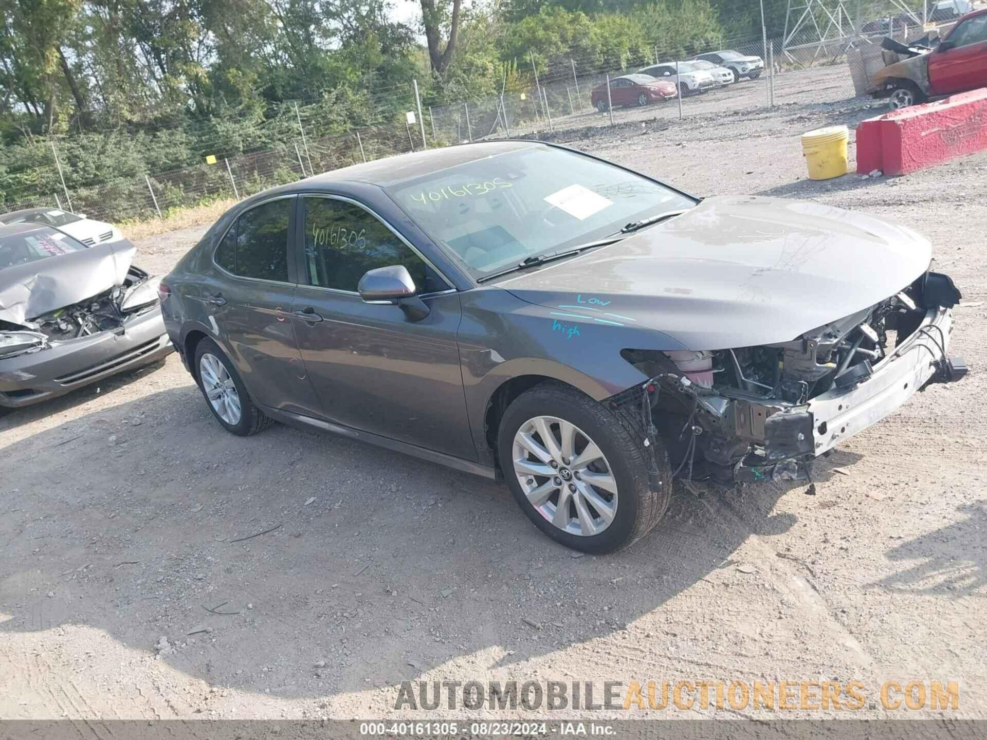 4T1B11HK8KU712118 TOYOTA CAMRY 2019