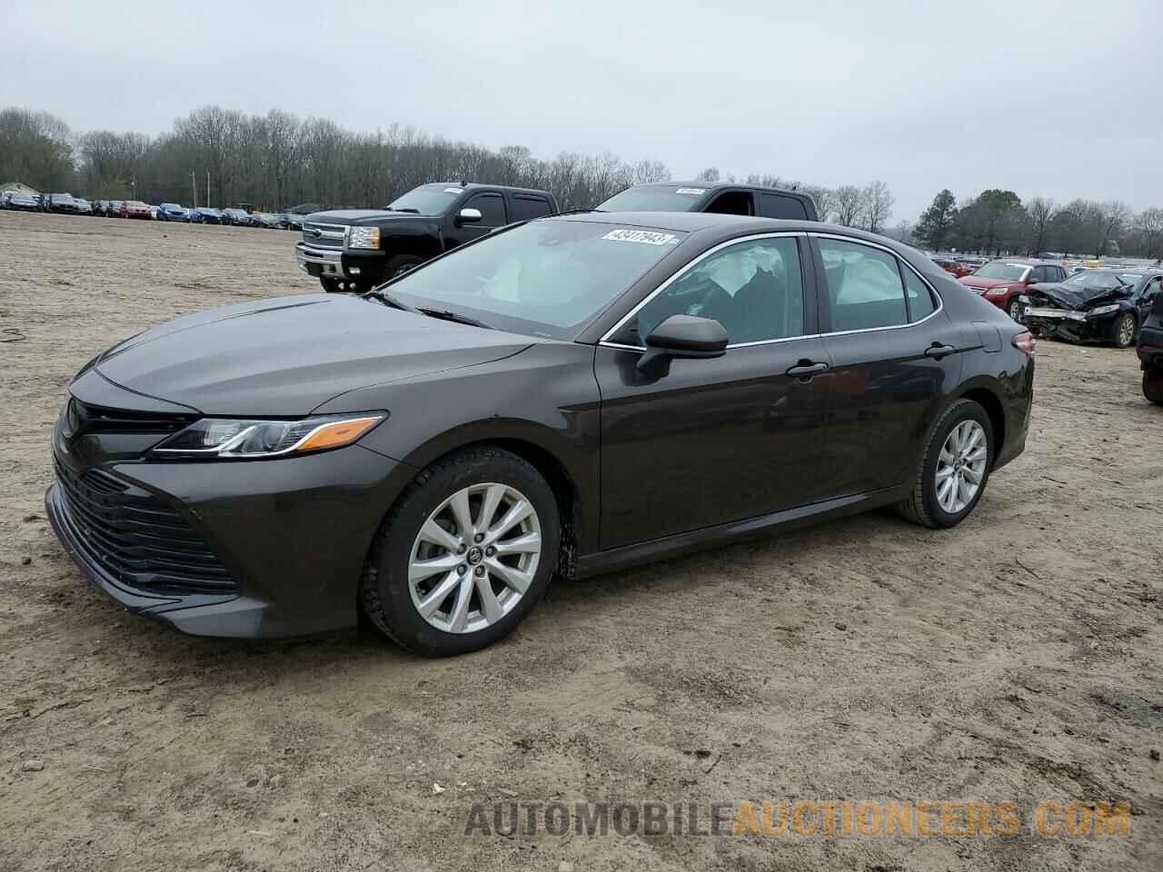 4T1B11HK8KU719652 TOYOTA CAMRY 2019