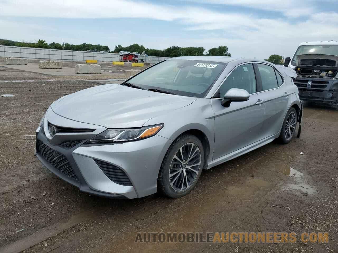 4T1B11HK8KU723457 TOYOTA CAMRY 2019