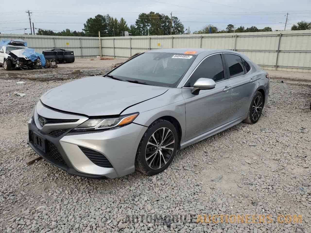 4T1B11HK8KU727170 TOYOTA CAMRY 2019