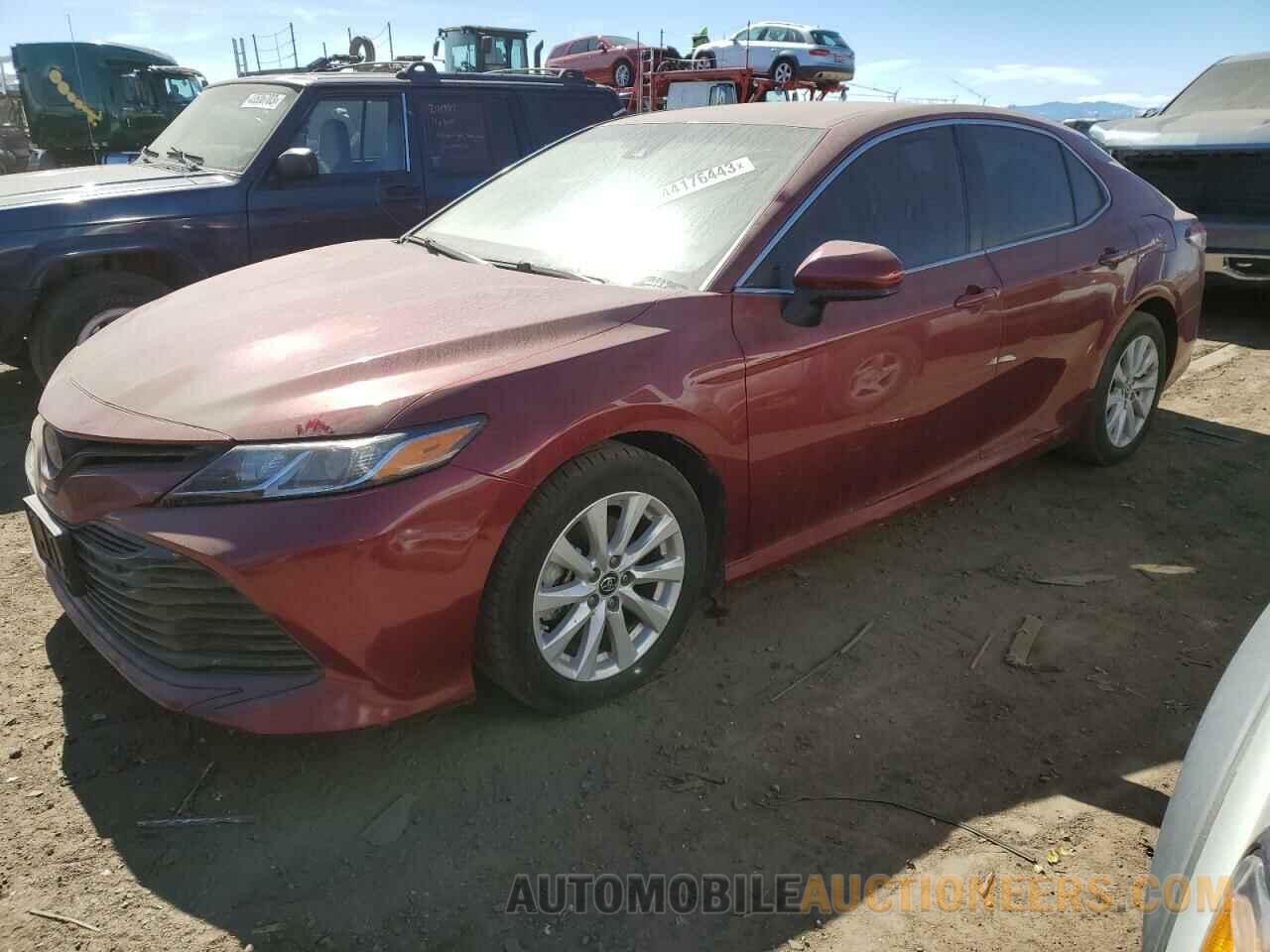 4T1B11HK8KU729310 TOYOTA CAMRY 2019