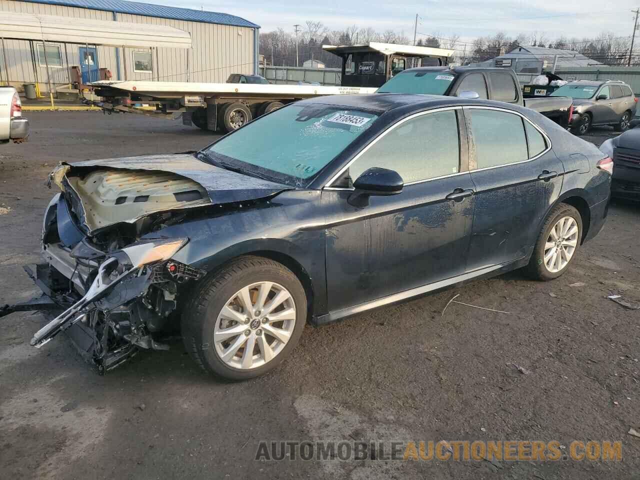 4T1B11HK8KU731073 TOYOTA CAMRY 2019