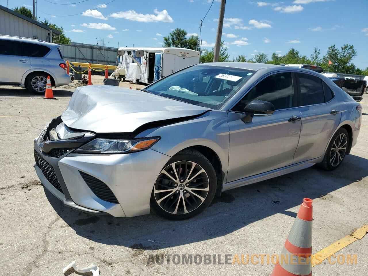 4T1B11HK8KU735219 TOYOTA CAMRY 2019