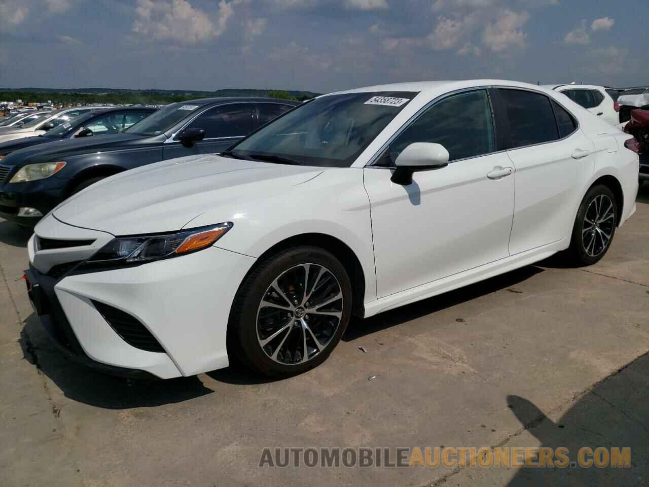 4T1B11HK8KU736290 TOYOTA CAMRY 2019