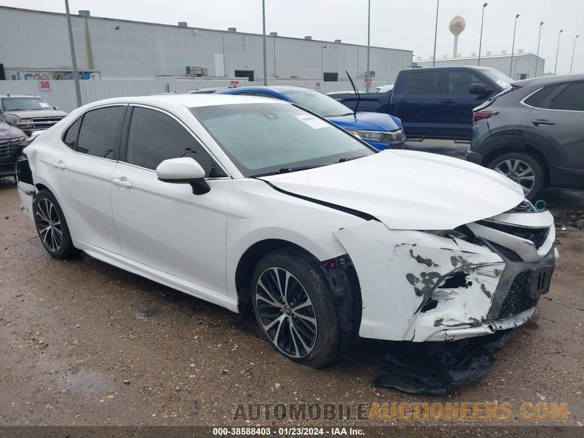 4T1B11HK8KU738542 TOYOTA CAMRY 2019