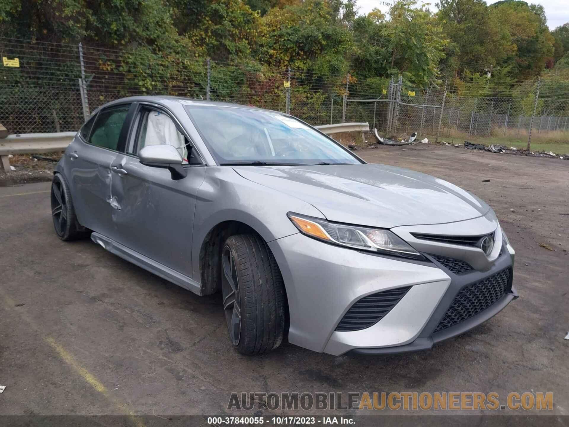 4T1B11HK8KU739268 TOYOTA CAMRY 2019