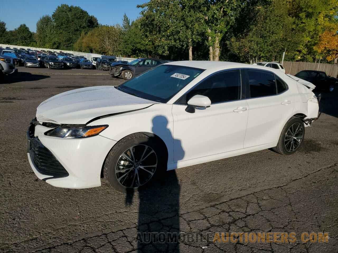 4T1B11HK8KU739707 TOYOTA CAMRY 2019