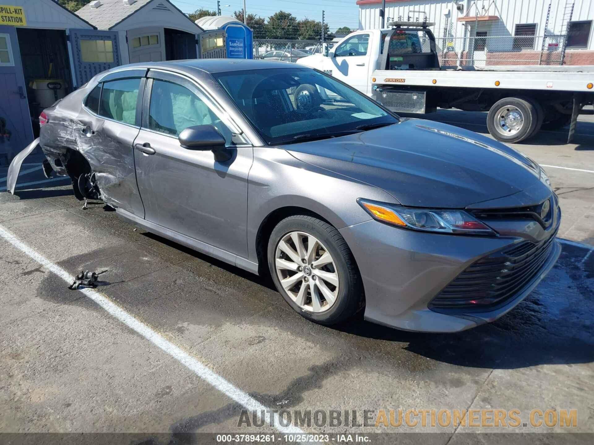 4T1B11HK8KU739772 TOYOTA CAMRY 2019