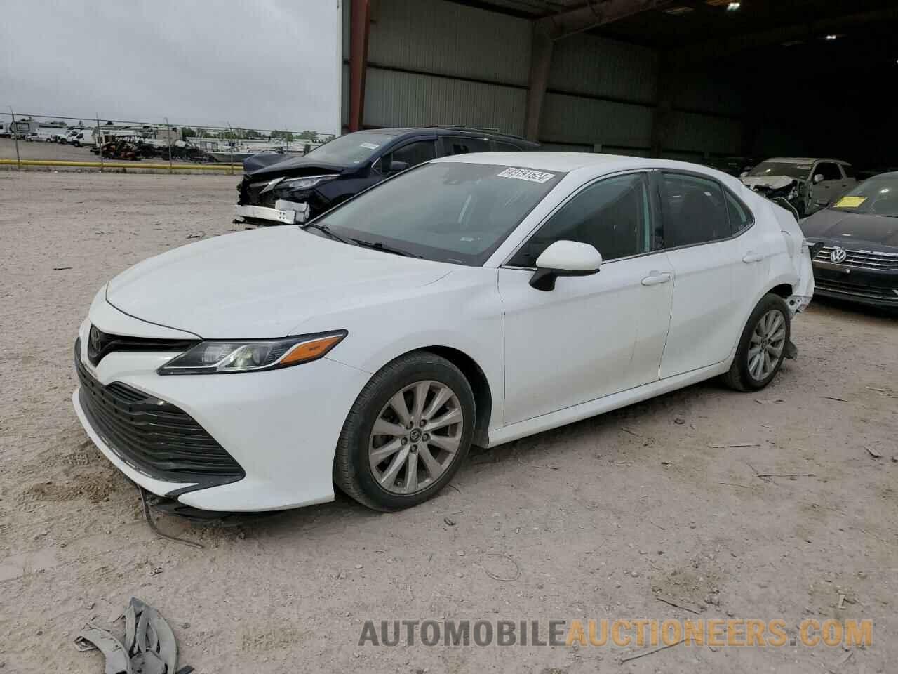 4T1B11HK8KU743868 TOYOTA CAMRY 2019