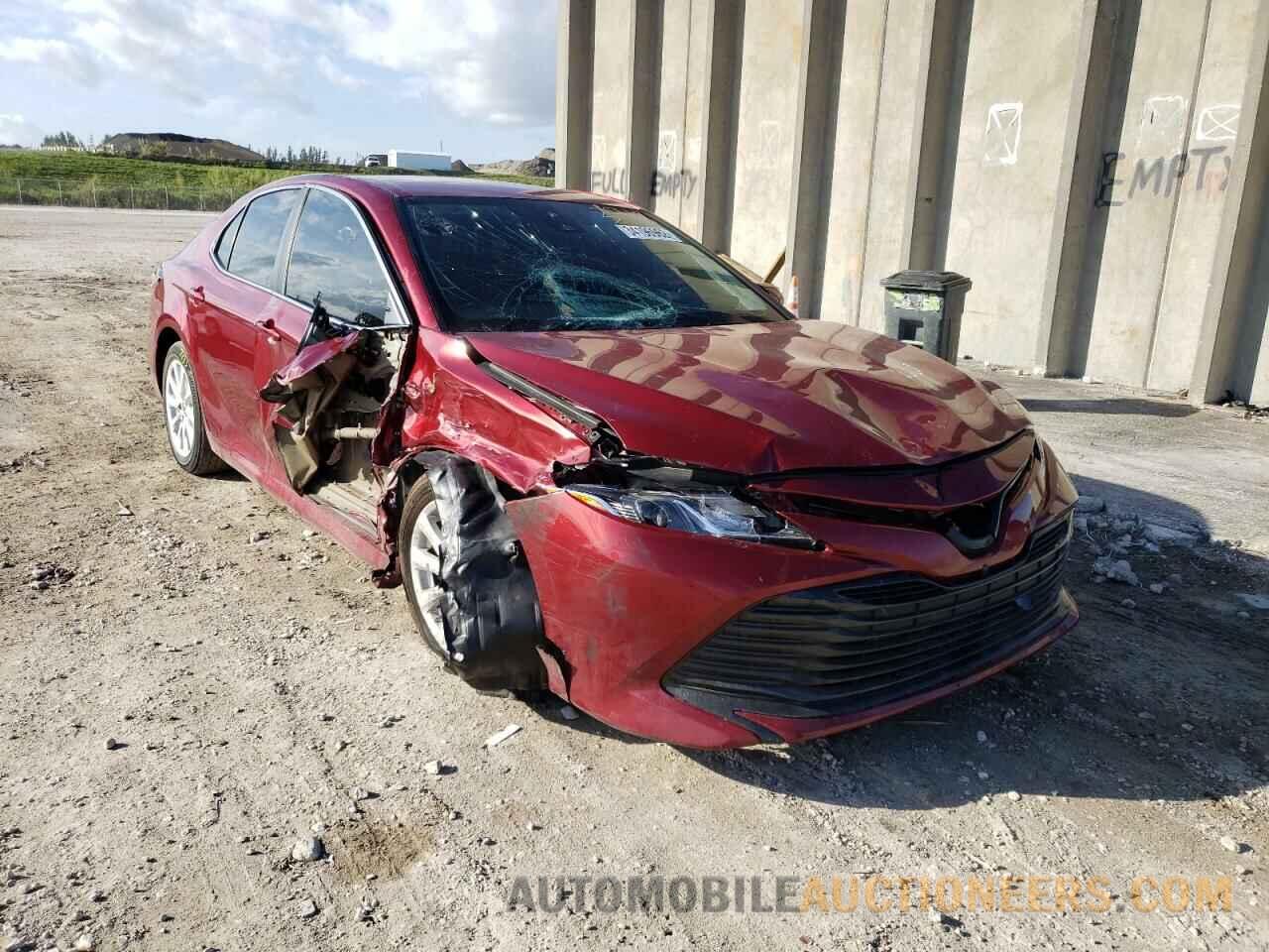 4T1B11HK8KU743918 TOYOTA CAMRY 2019