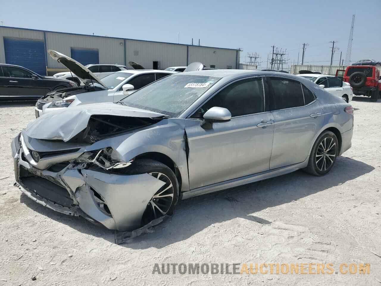 4T1B11HK8KU747192 TOYOTA CAMRY 2019