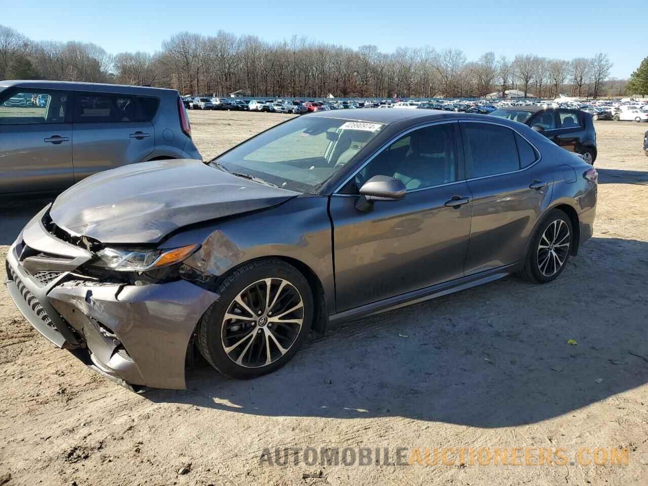 4T1B11HK8KU757043 TOYOTA CAMRY 2019