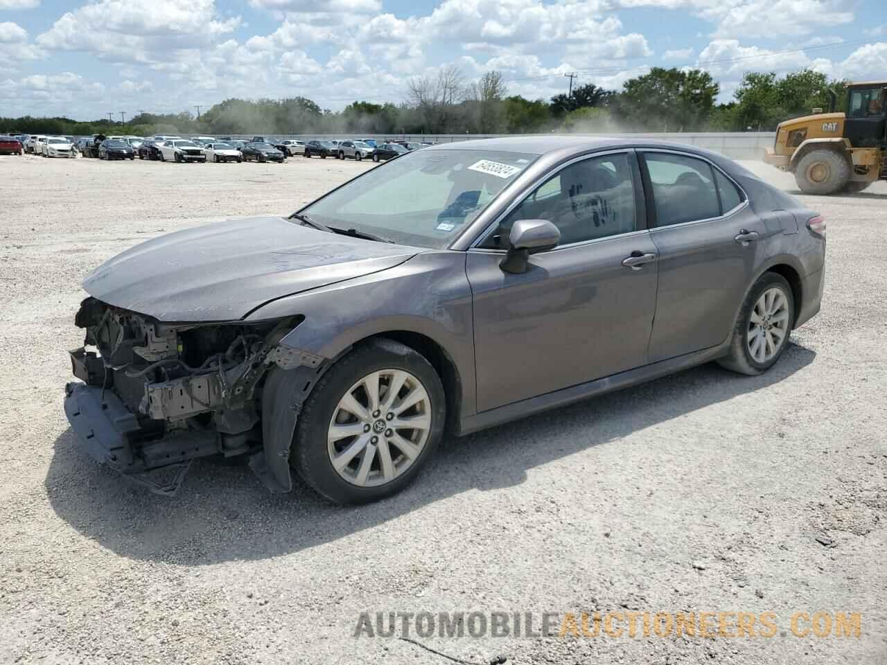 4T1B11HK8KU758872 TOYOTA CAMRY 2019