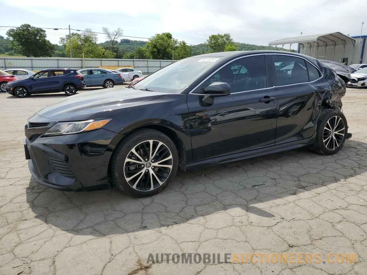 4T1B11HK8KU761979 TOYOTA CAMRY 2019