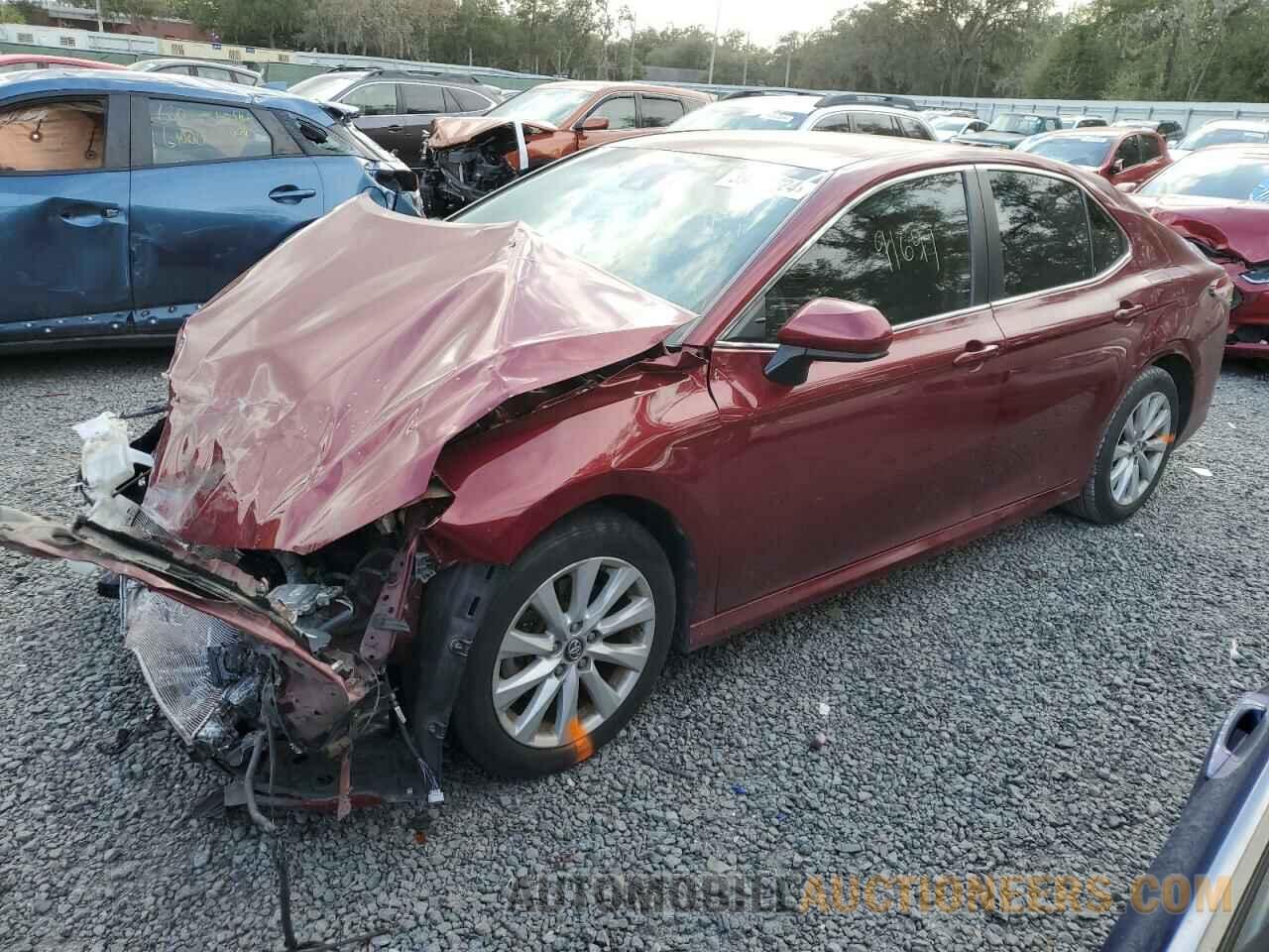 4T1B11HK8KU765143 TOYOTA CAMRY 2019