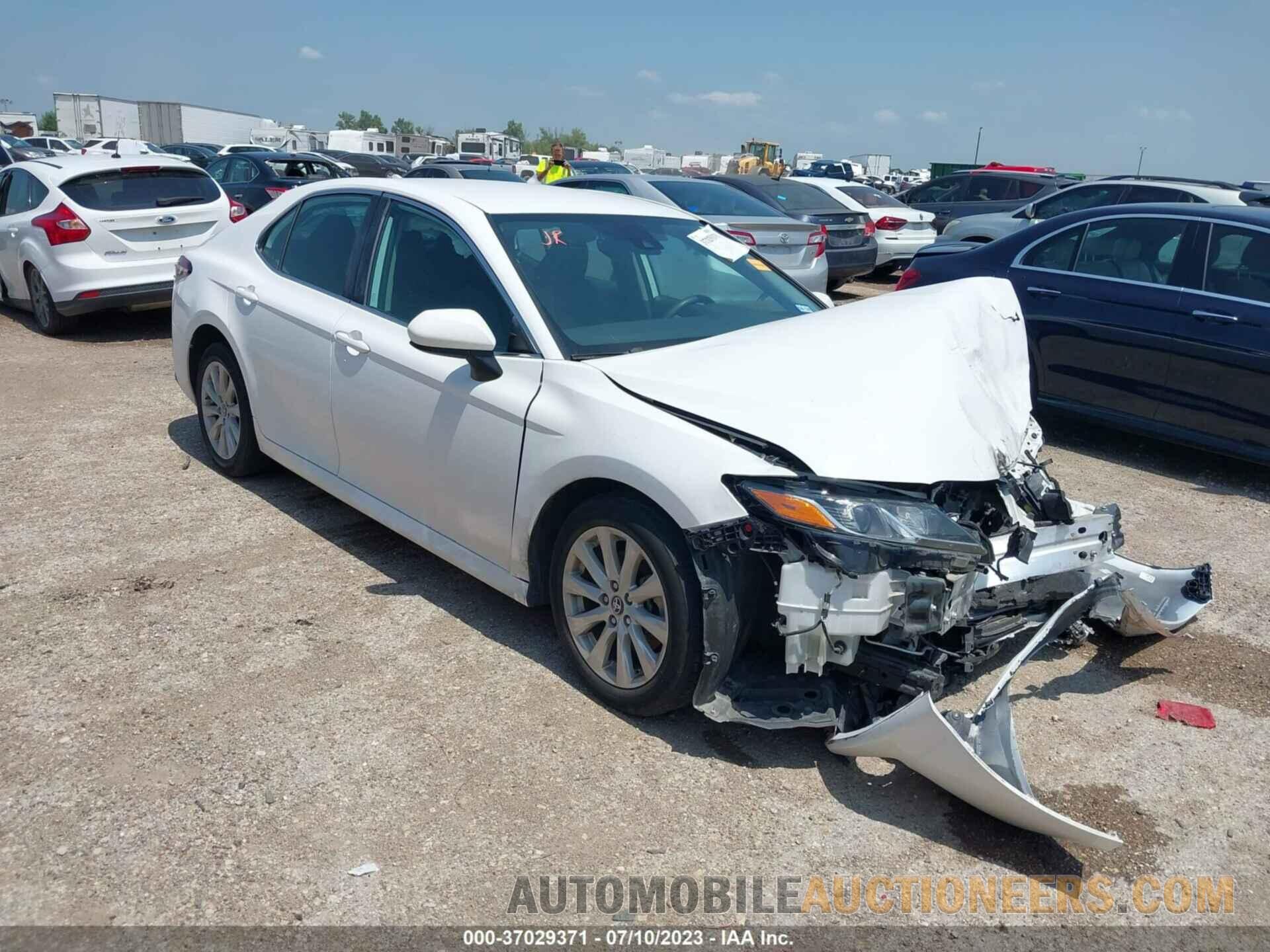 4T1B11HK8KU771749 TOYOTA CAMRY 2019