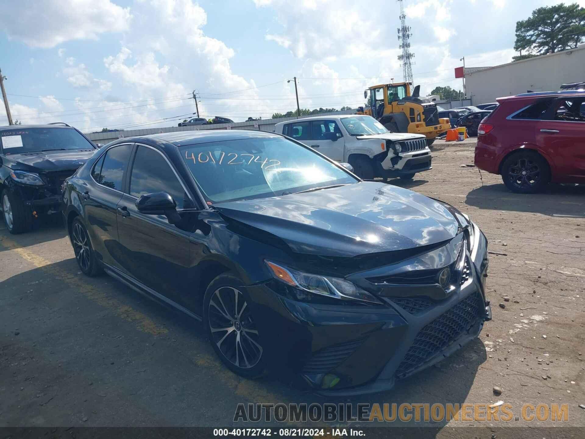 4T1B11HK8KU772819 TOYOTA CAMRY 2019