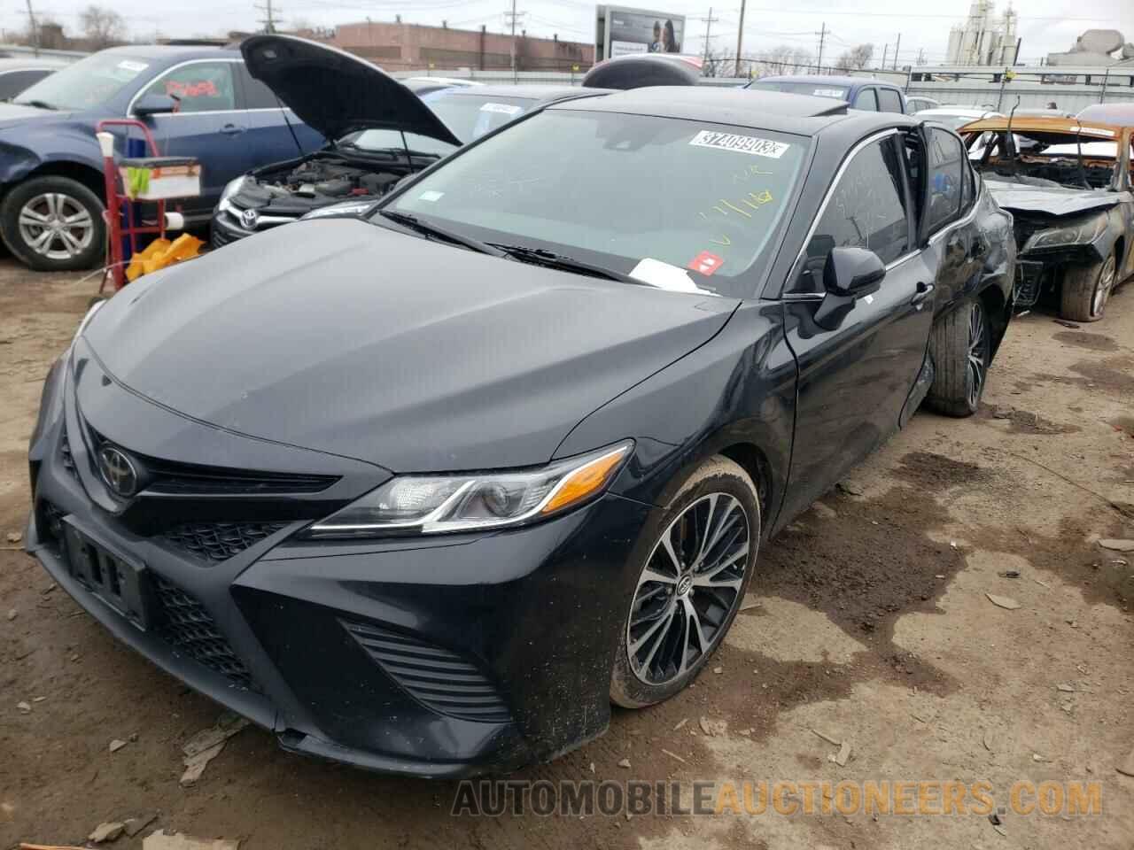 4T1B11HK8KU775932 TOYOTA CAMRY 2019