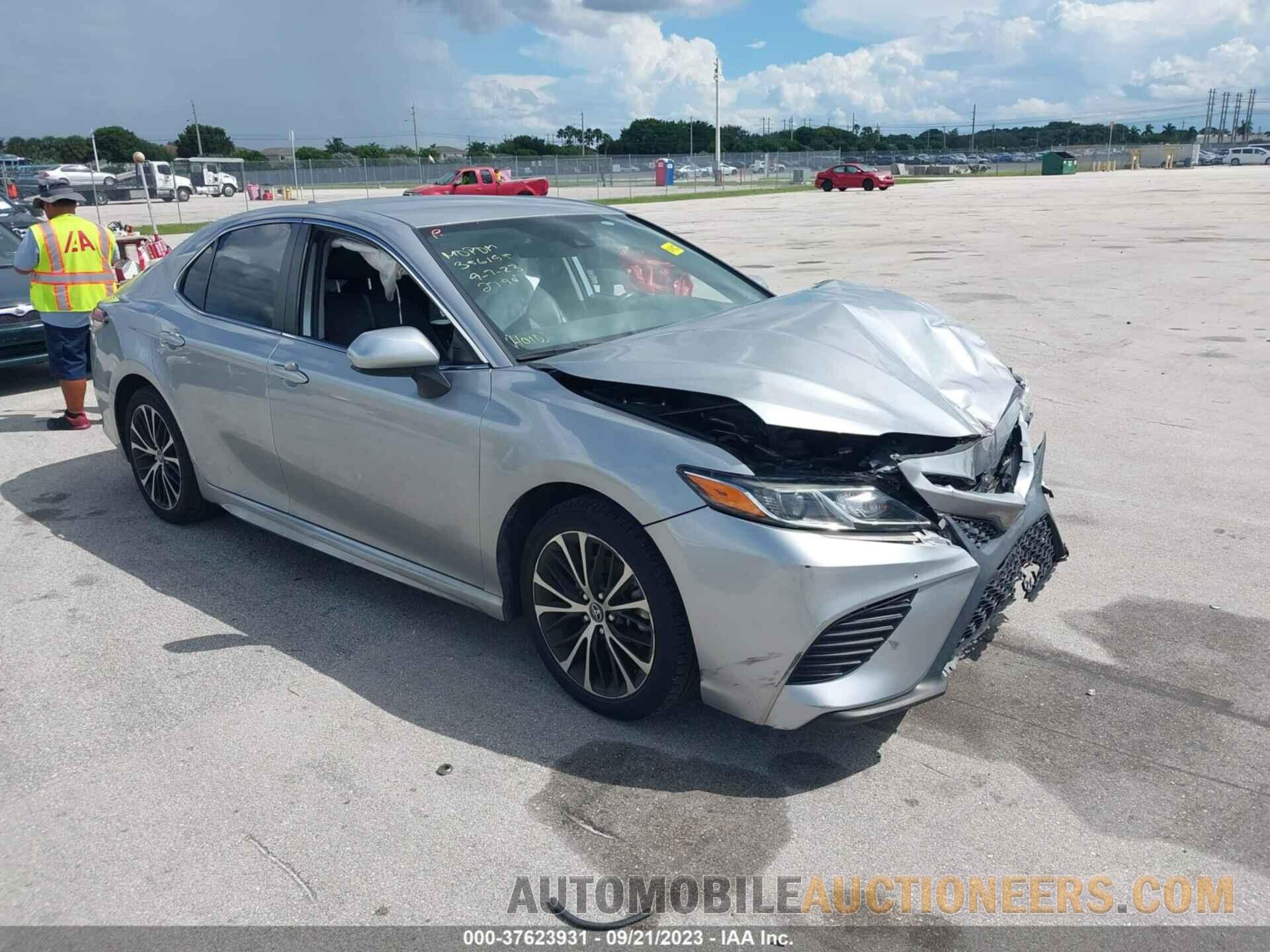 4T1B11HK8KU792794 TOYOTA CAMRY 2019