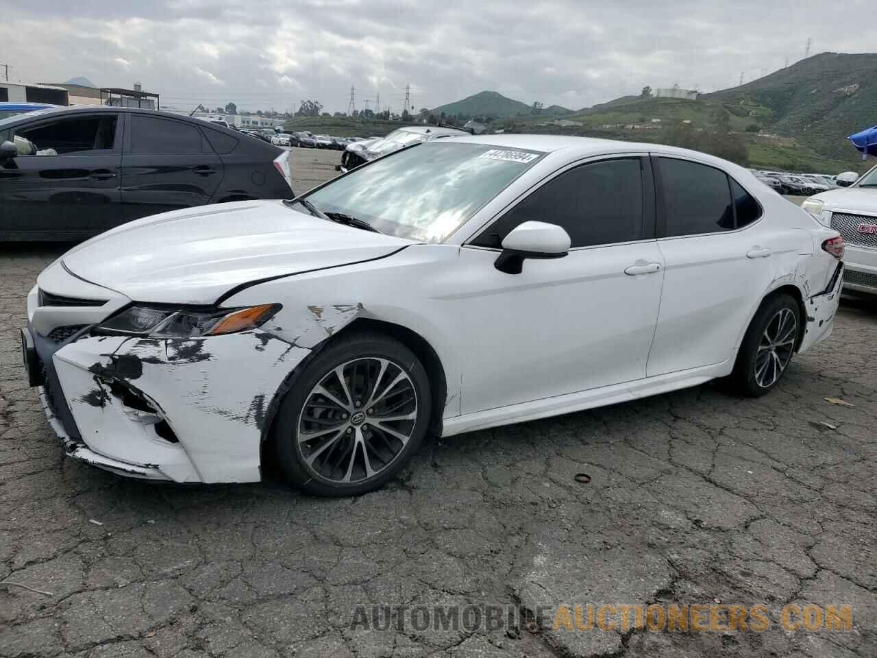 4T1B11HK8KU794786 TOYOTA CAMRY 2019