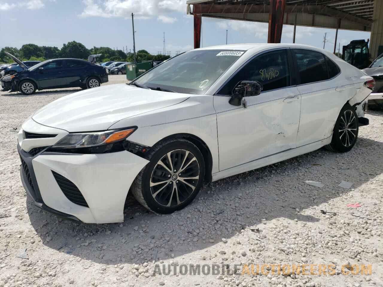 4T1B11HK8KU796909 TOYOTA CAMRY 2019