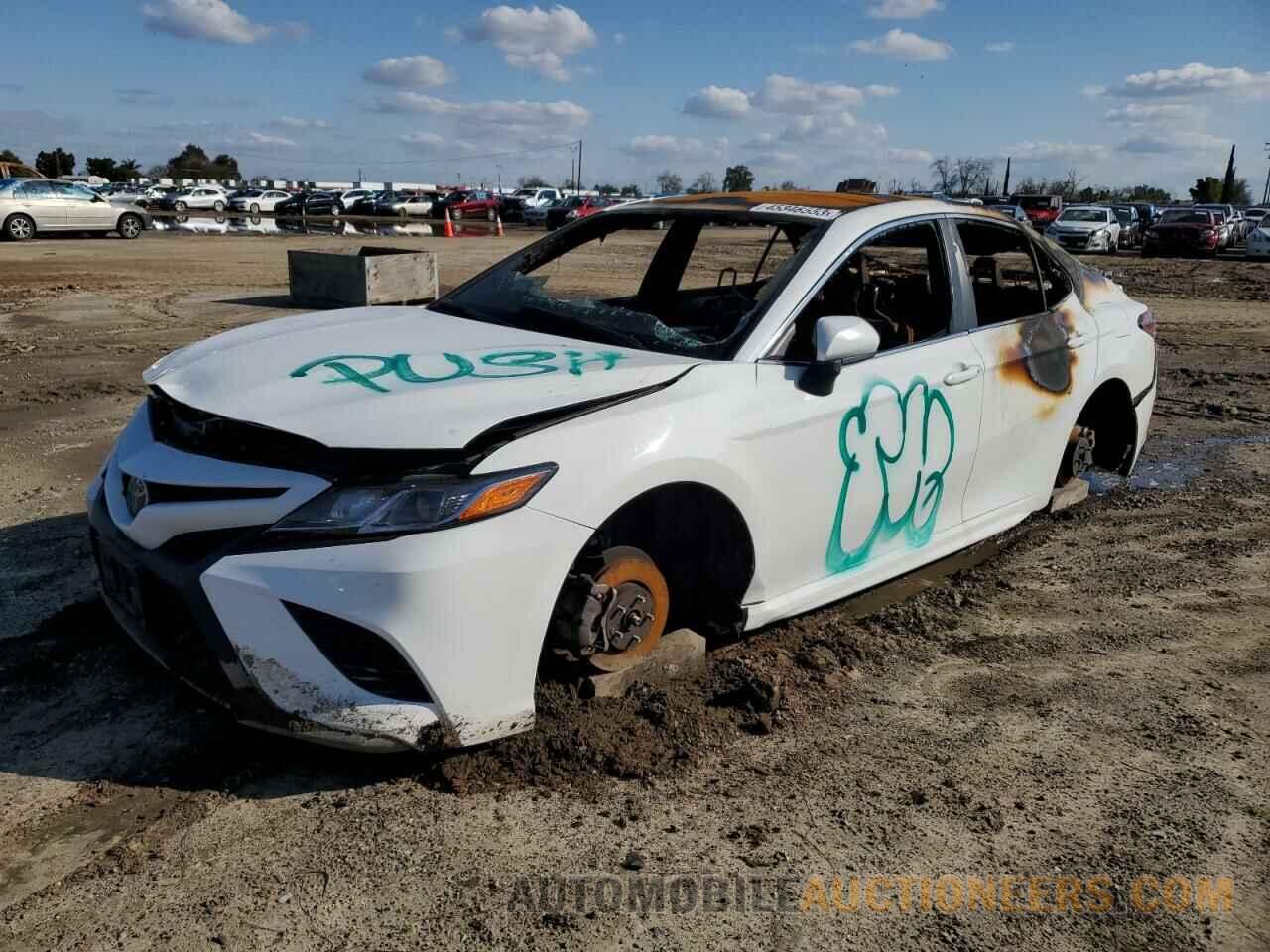 4T1B11HK8KU799213 TOYOTA CAMRY 2019