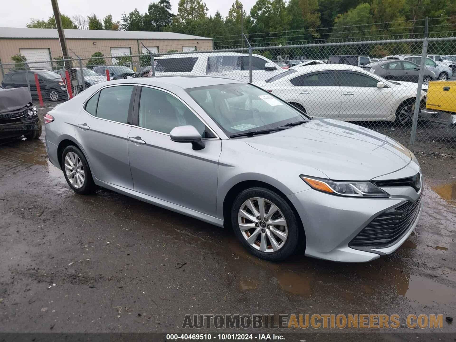 4T1B11HK8KU811179 TOYOTA CAMRY 2019