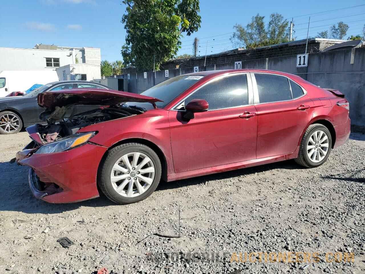 4T1B11HK8KU811991 TOYOTA CAMRY 2019