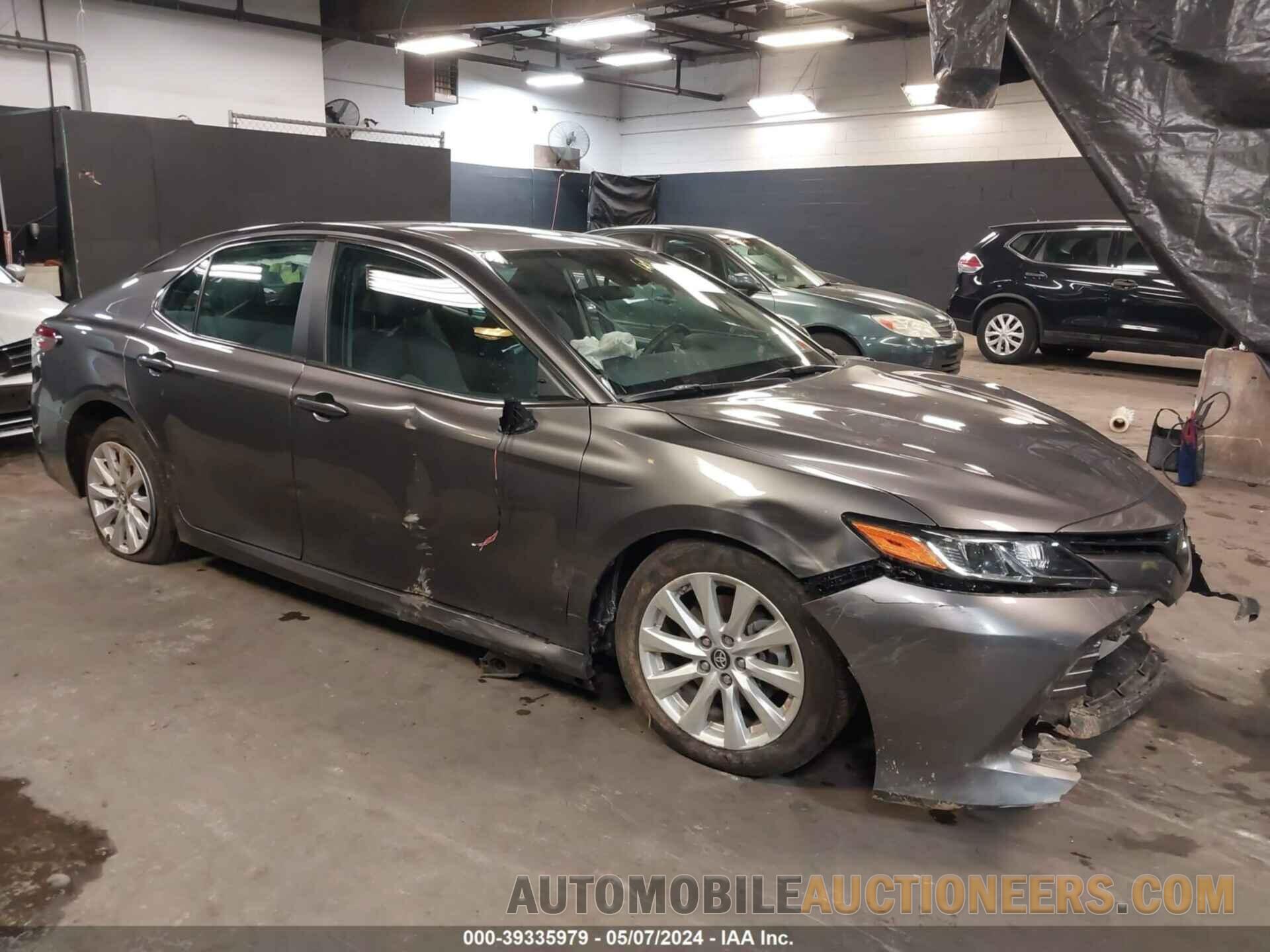 4T1B11HK8KU812154 TOYOTA CAMRY 2019