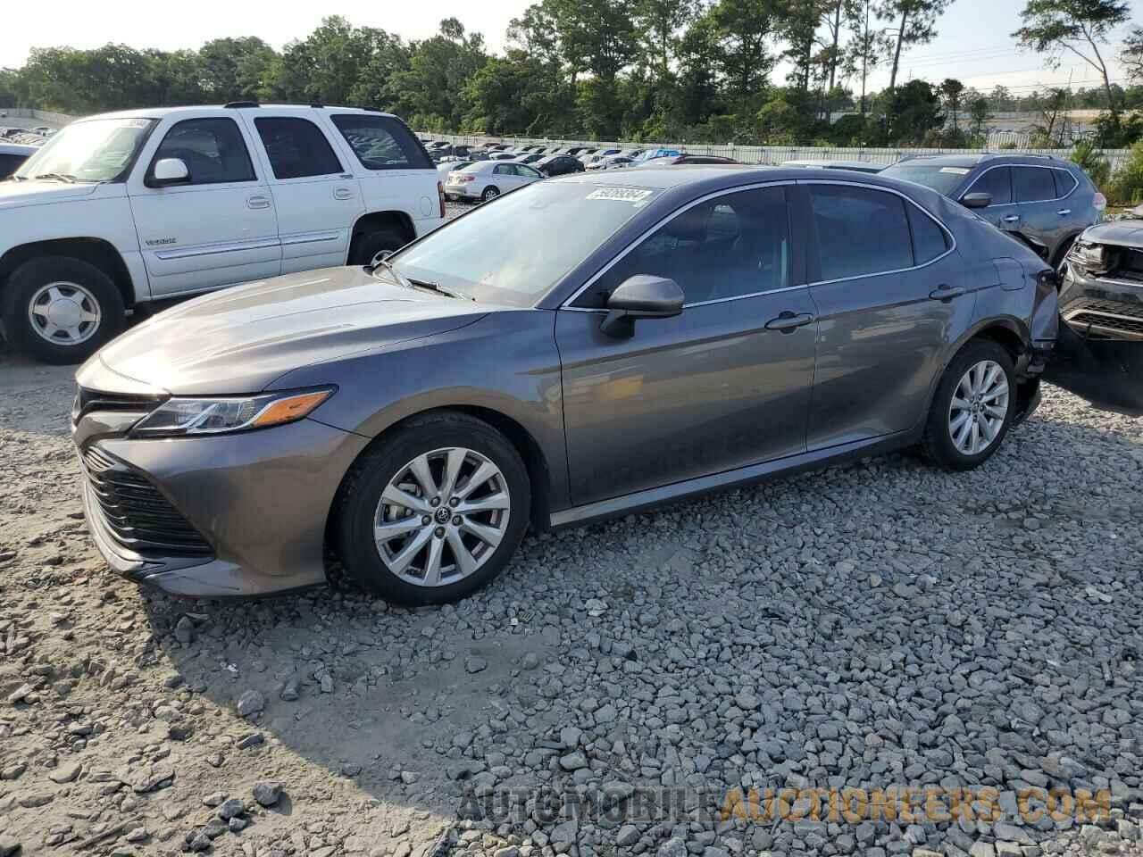 4T1B11HK8KU812350 TOYOTA CAMRY 2019