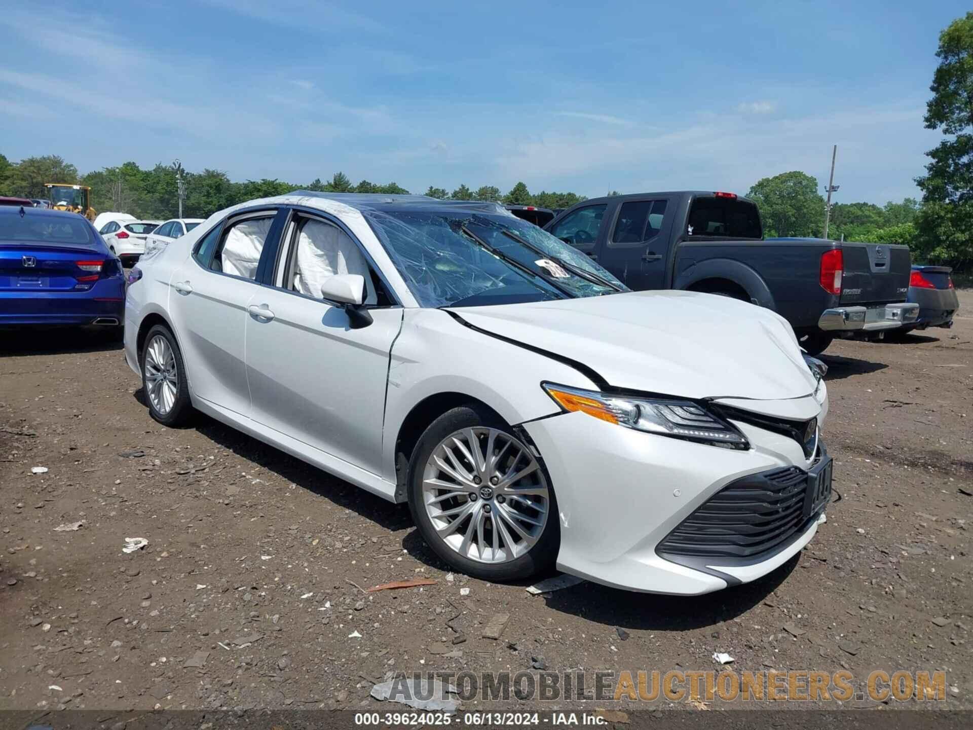 4T1B11HK8KU813241 TOYOTA CAMRY 2019