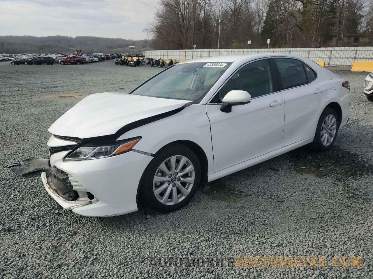 4T1B11HK8KU815801 TOYOTA CAMRY 2019